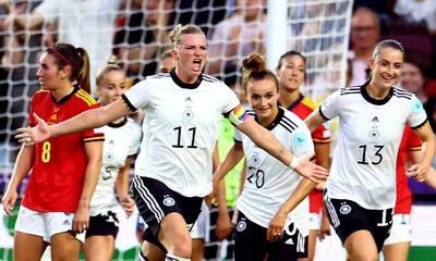 Popp seals top spot as Germany see off Spain to secure Euro 2022 progress