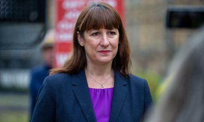 Labour to pledge ‘ironclad discipline’ with public finances