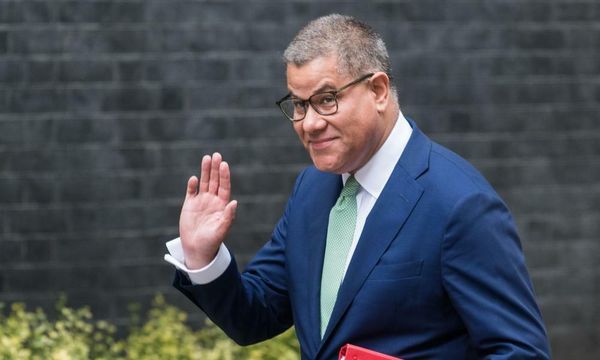 Alok Sharma to remain in post to lead climate negotiations