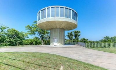 Tulsa’s futuristic ‘Jetsons house’ flies off the market