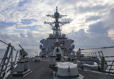 US sends destroyer near Paracel Islands angering China