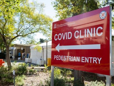 WA unmoved on masks as more enter hospital