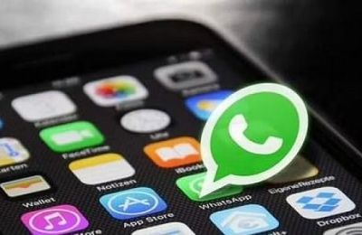 You can now respond to WhatsApp messages with your favourite emoji