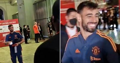 Bruno Fernandes bizarrely gifts chicken to Man Utd fan after thumping Liverpool victory