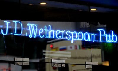 Wetherspoon’s warns of £30m loss as older drinkers stay at home