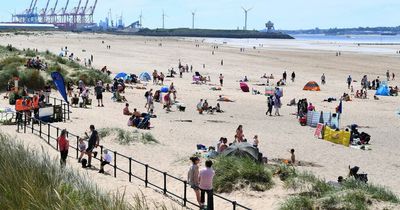 Weather warning: Met Office extends 32C heatwave warning into next week