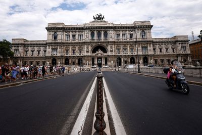 Analysis-Italy sharpens "guillotine" to cut Europe's slowest trials