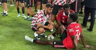 Anthony Elanga thanks Bruno Fernandes as Manchester United star shows captain credentials