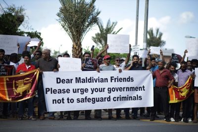 Fleeing Sri Lanka president faces protests in Maldives