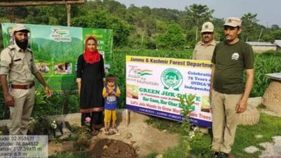 Jammu and Kashmir: Forest dept starts 'Har Gaon Haryali & Pedh lagaho beti ke naam' drive aimed at greening of villages