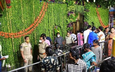 Vijayawada: Shakambari festival concludes at Durga temple