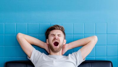 ‘Contagious’ yawning — some facts on why we sometimes yawn when others do
