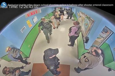 TIMELINE: Texas elementary school shooting, minute by minute