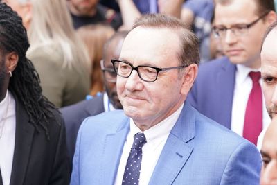 Kevin Spacey to enter pleas in sex assault case