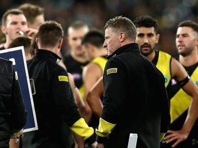 Hardwick cops blame for shock Suns loss