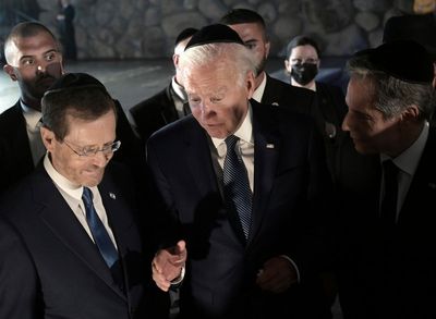 Israeli politics a chaotic backdrop for Biden's visit