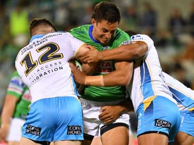 Raider prop Tapine coy on new NRL contract