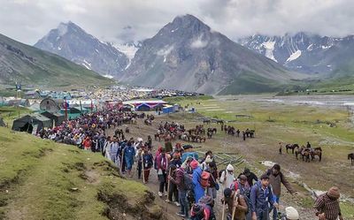 Fresh batch of over 5000 pilgrims leaves Jammu camp for Amarnath shrine