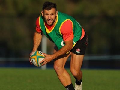 England halfback switch for Wallabies