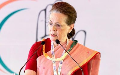 Congress leaders meet to strategise on Monsoon session