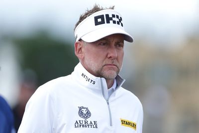 Ian Poulter gets rough reception at St Andrews as injury rules out Justin Rose