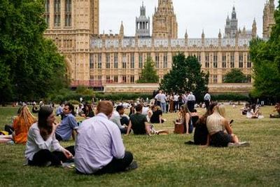 UK heatwave: NHS braced for ‘surge’ in demand as London braces for ‘exceptional’ heat next week