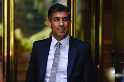 Rishi Sunak tops second round of voting in UK leadership contest