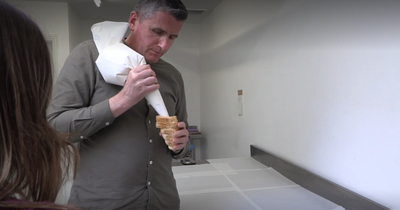 Derry Girls fans will be able to make their own cream horn on new food tour