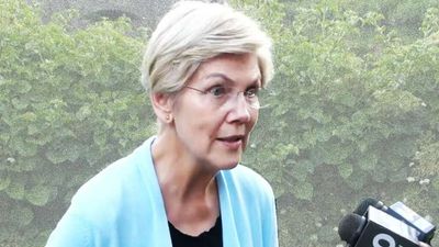 Elizabeth Warren Wants To Shut Down All of the Country's Crisis Pregnancy Centers