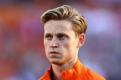 Frenkie De Jong: Manchester United reach agreement with Barcelona with player unsure of £63m switch