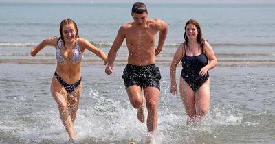 Bizarre side-effect of warm weather to hit Irish men during mini-heatwave