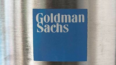 Short Straddle Using Goldman Sachs Stock Could Generate $1,615 In Option Premium