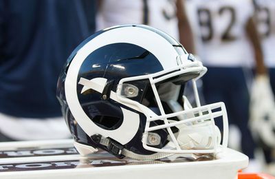 With alternate helmets all the rage, should the Rams join the fun?