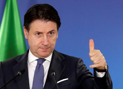 Analysis-Policy gripes, desperation behind 5-Star ambush on Italy's Draghi