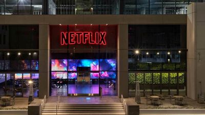 Wall Street Criticizes Netflix's Choice Of Microsoft As Advertising Partner