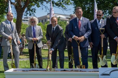 Planners break ground for new Gulf War memorial in DC