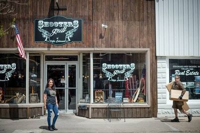 Lauren Boebert's gun-themed, diarrhea-inducing restaurant has shut down