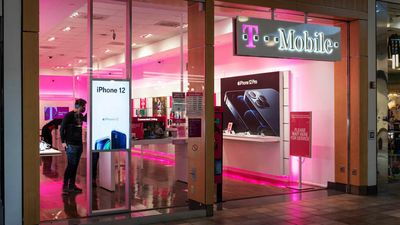 T-Mobile Has Big Plans That Will Please Air Passengers