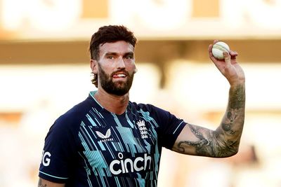 Reece Topley enjoys record-breaking display as England level series with India