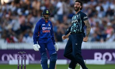 Topley leads England to second ODI win over India on World Cup anniversary
