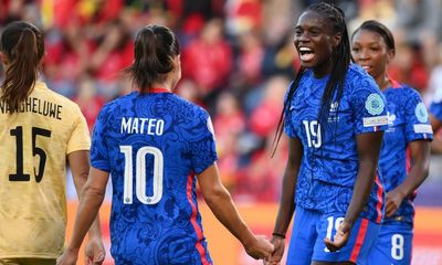 France sink Belgium to reach last eight but face anxious wait over Katoto injury