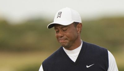 Tiger Woods struggles to 6-over 78 in British Open grind