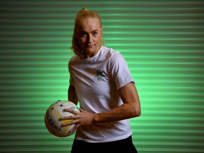 Aust netballer hit by COVID ahead of Games