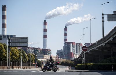 China’s economy slows sharply, fanning global recession fears
