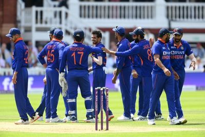 Eng vs Ind 2nd ODI: Chahal's four-wicket haul restricts hosts at 246