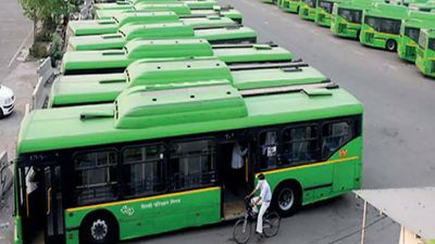 Delhi: Switch to public transport easier said than done