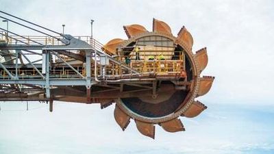 Rio Tinto warns on darkening global economic outlook