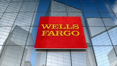 Wells Fargo Stock Jumps As Buyback Hopes Offset Q2 Earnings Miss, $580 Million Bad Loan Provisions