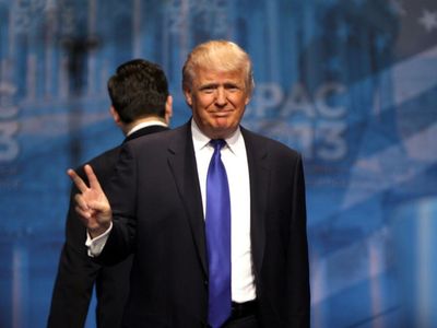 Benzinga Before The Bell: Donald Trump's Presidential Bid, Facebook Testing Multiple Profiles, UnitedHealth Q2 Earnings Growth And Other Top Financial Stories Friday, July 15