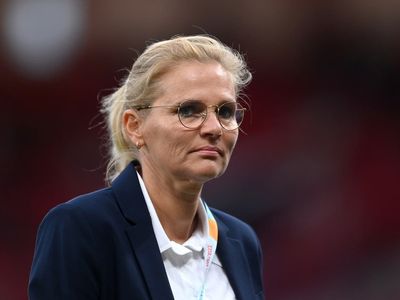 England boss Sarina Wiegman tests positive for Covid